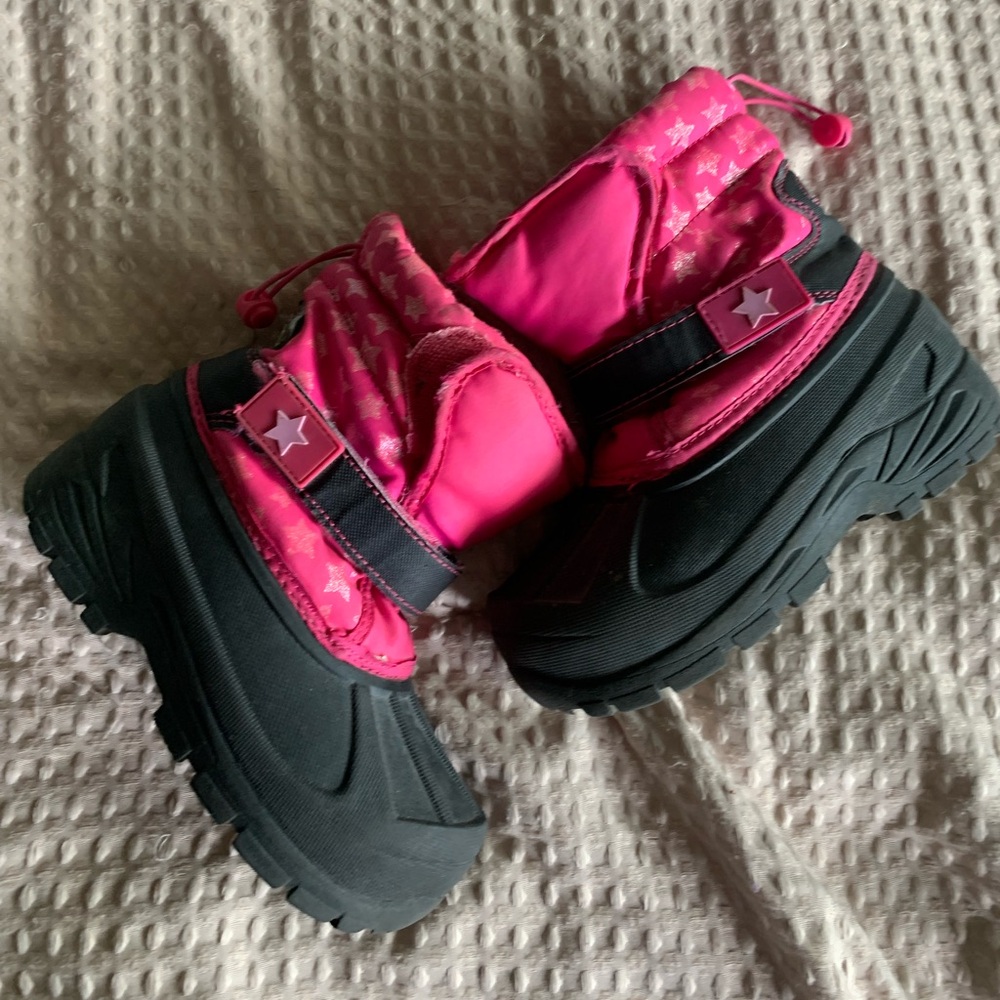 Kids Pink and Black Star Boots